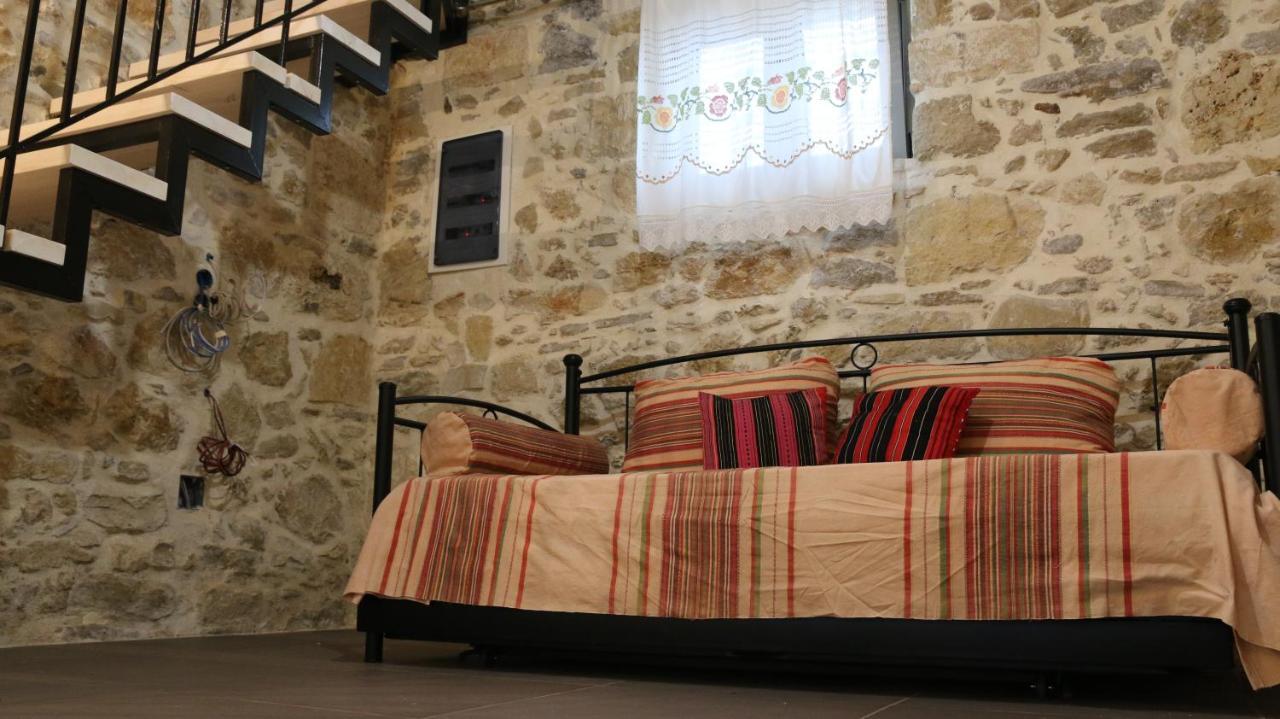 Mouri Village Aikirgiannis 외부 사진